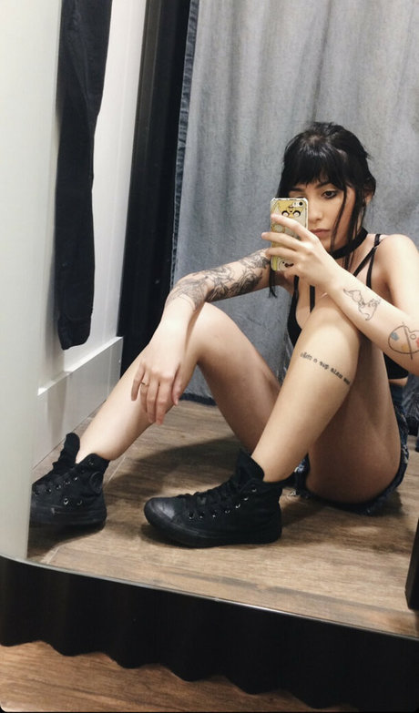 Taiga Tondorf actrice de nus photo