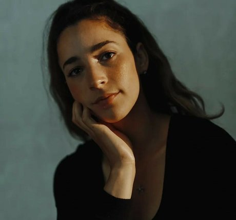 Aly Raisman actrice sexy collection