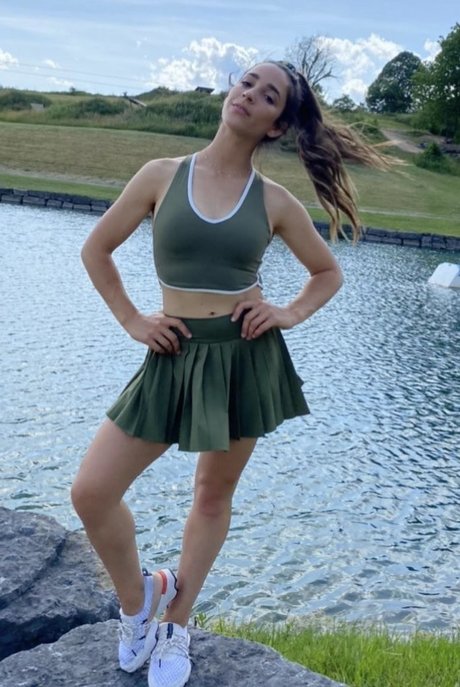 Aly Raisman star du porno hd galerie