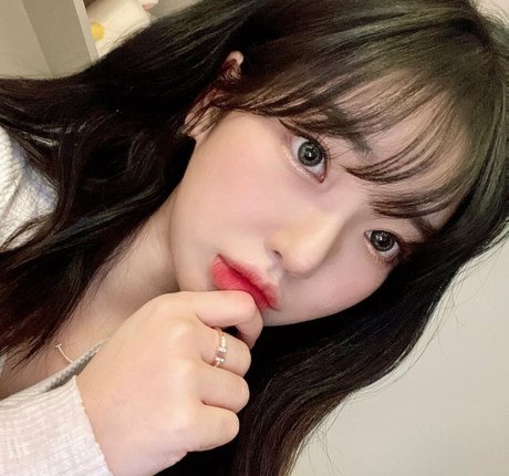 Se Yeon étoile nue img