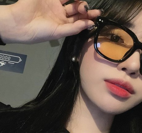 ébène courbée onlyfans top jolie galerie