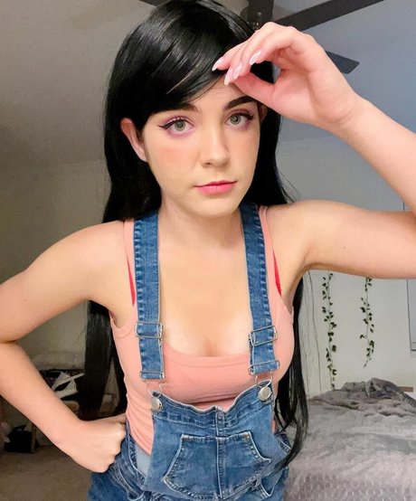 Staryuuki actrice artistique photos