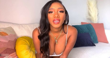 Worship India star du porno chaud galerie