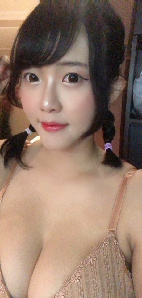 Hiyukimos nus de stars du porno img