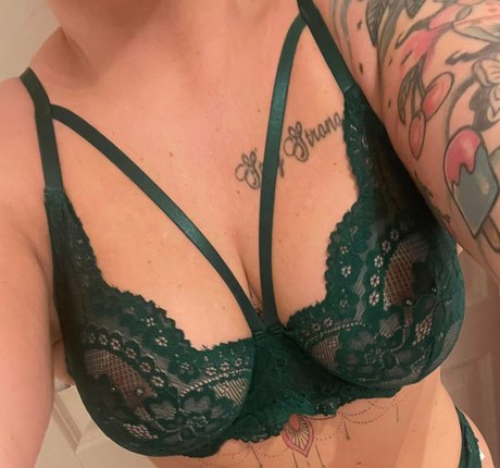 bootybarbiee modèle magnifique img