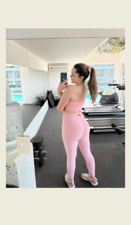 Olivia Herdt modèle magnifique galerie