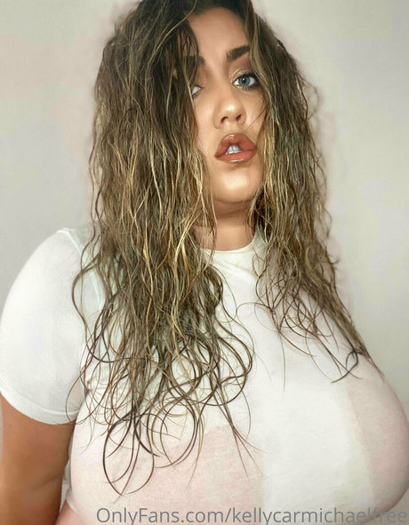 kellycarmichaelfree actrice chaude images