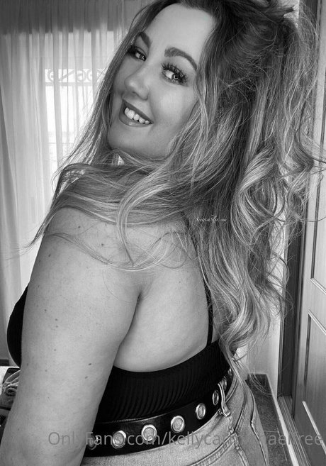 kellycarmichaelfree star du porno érotique des photos