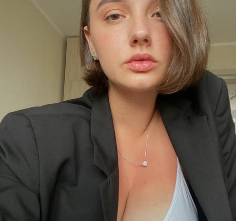 iramostova star du porno hd collection