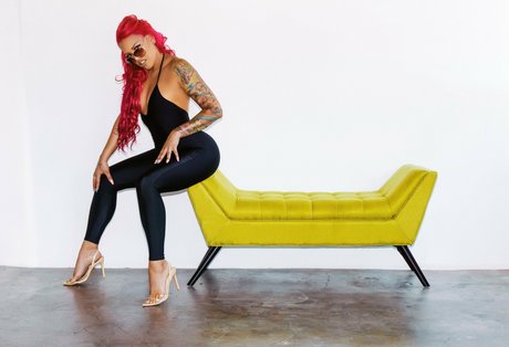 misscharliepearl star du porno érotique galerie