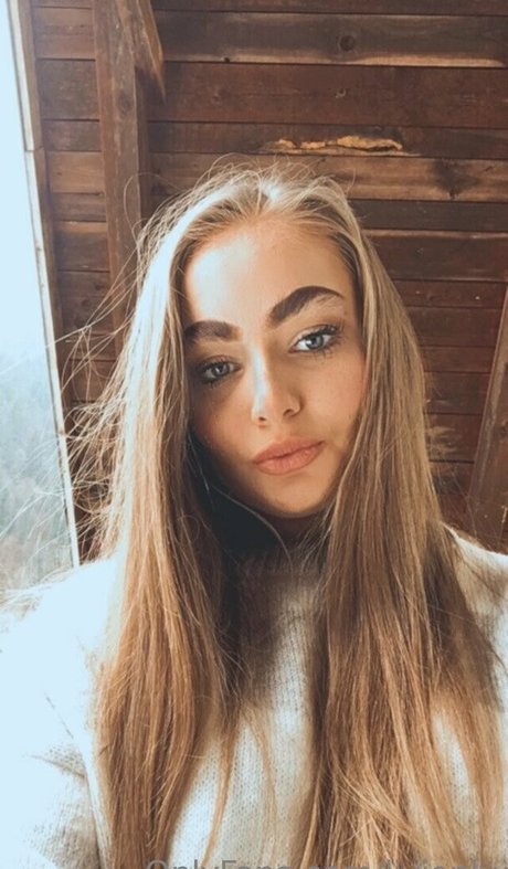 livionly star du porno de haute qualité images