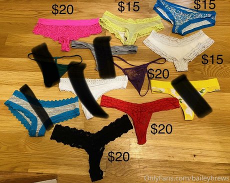 BaileyBrews star du porno de haute qualité image