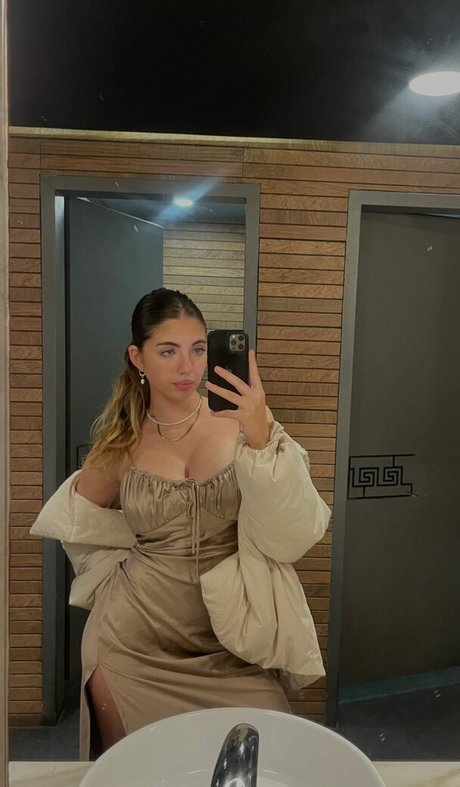 Ela Be eri star du porno chaude galeries