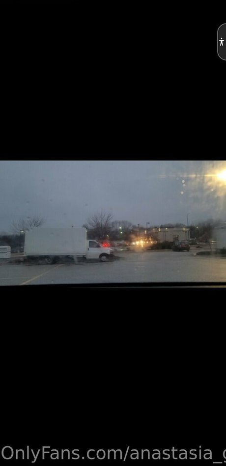 anastasia grace20 étoile exclusive img