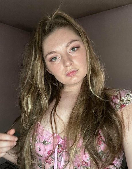 curves4dazefree art modèle archive