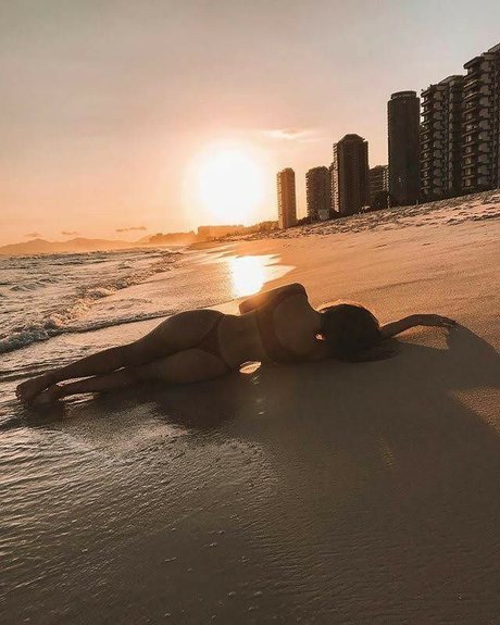 Dani Moore étoile gratuite images