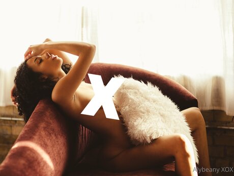 Aly Beany modèles nus galerie