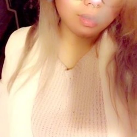 Daphne Q_ actrice érotique des photos