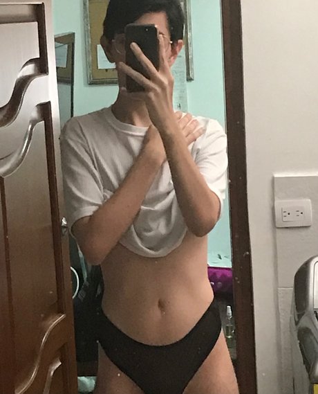 Jos Daniel Cossio A_ modèle porno image