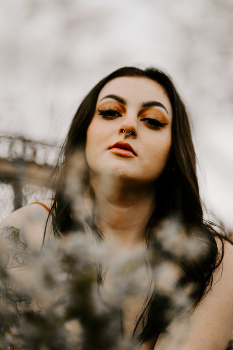 la demoiselle actrice nue photo