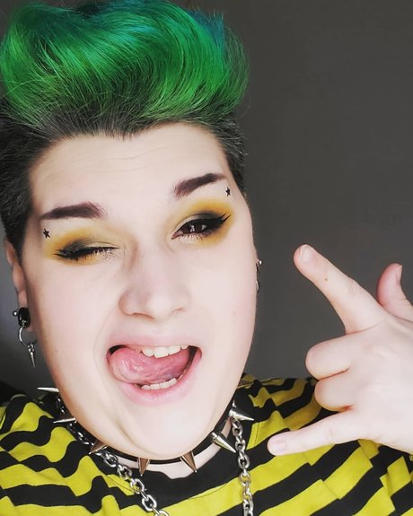 xXJavaVampXx actrice érotique image