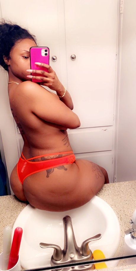 iiambuttaflyy actrice des photos