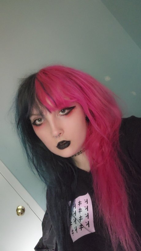 Moist Kitten 3 star du porno érotique des photos