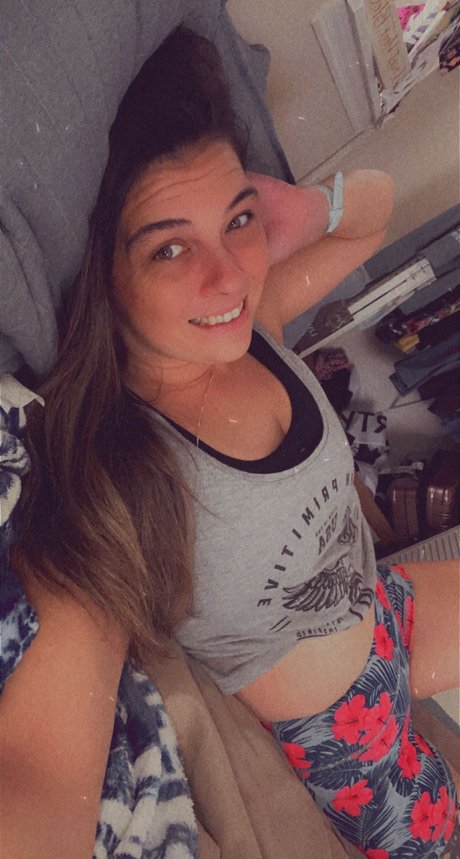 Jessie Summer art star du porno photo