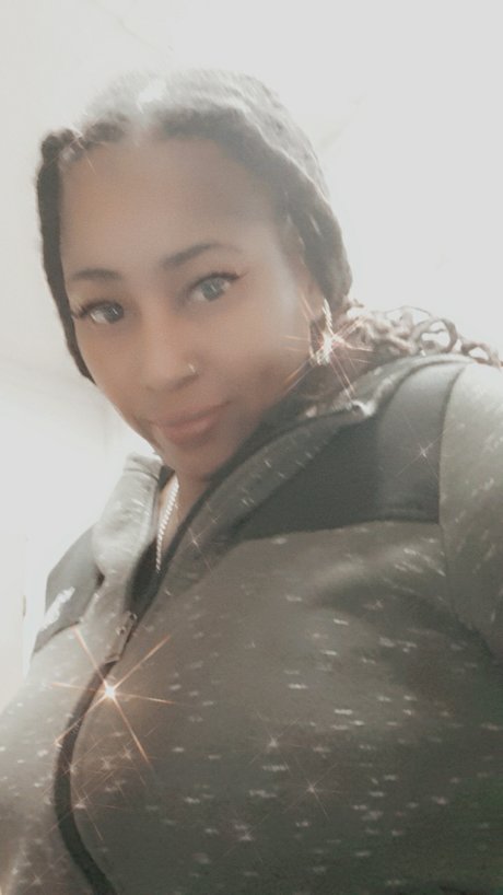 Nina Woods actrice sexy image