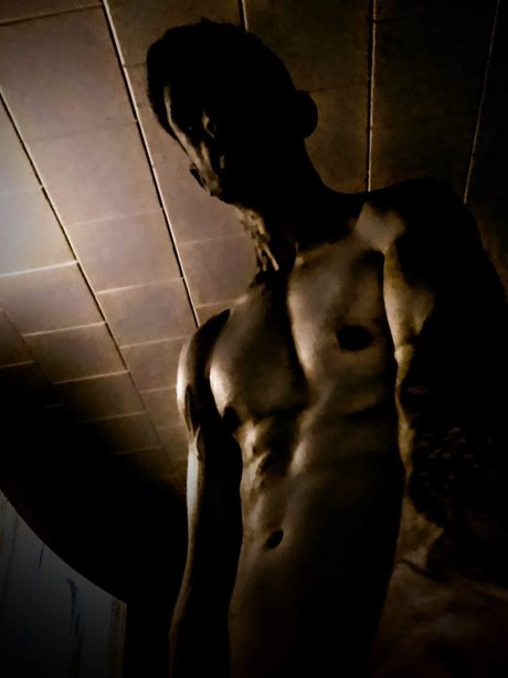 Scott Lloyd actrice porno galeries