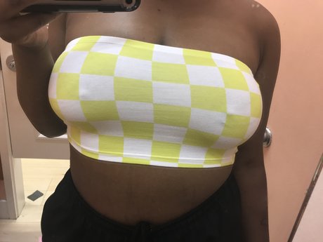 _DoggeBaby actrice hd images