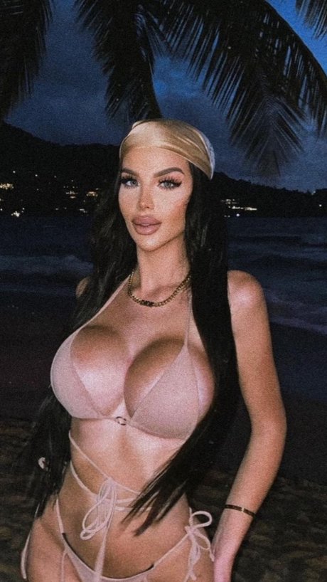 Elyssa Rose modèle érotique image