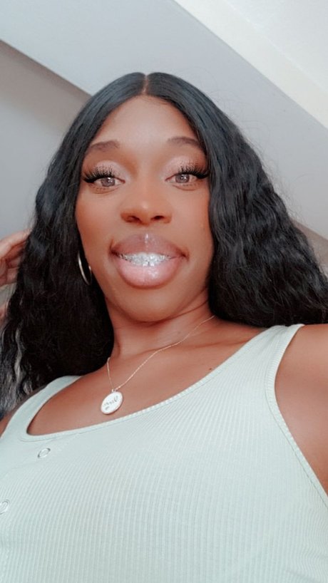 Tiffany Kennedy actrice de grande qualité img