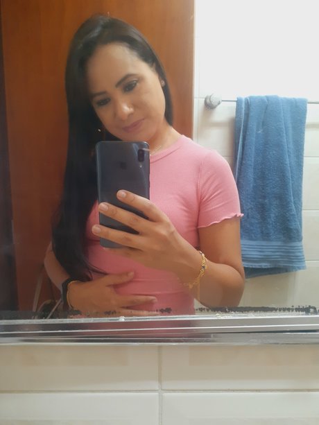 Naira Siqueira Alves sexe de star du porno image