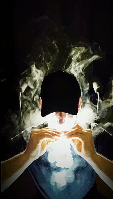 Cloudy Canadian modèles nus galeries