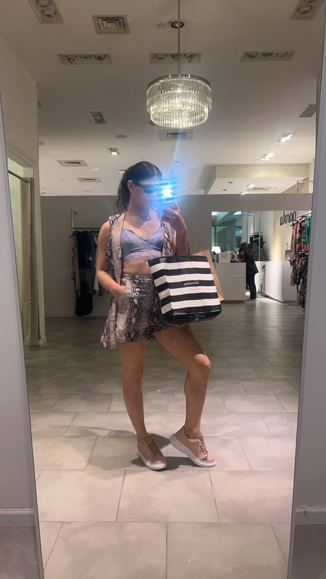 Jayla Sweet modèle joli img