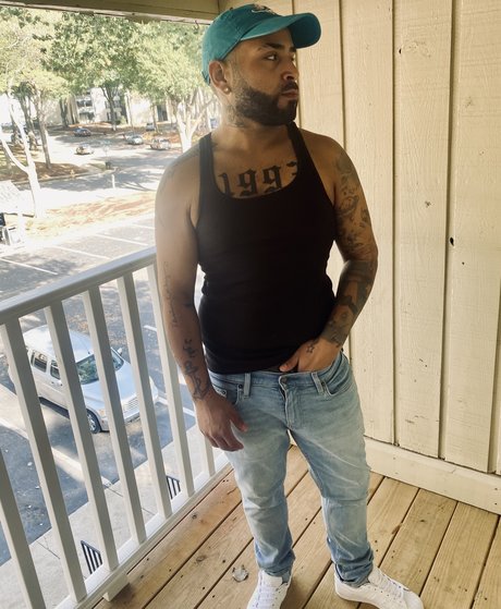 Tonedoe919 star du porno en haute qualité photos