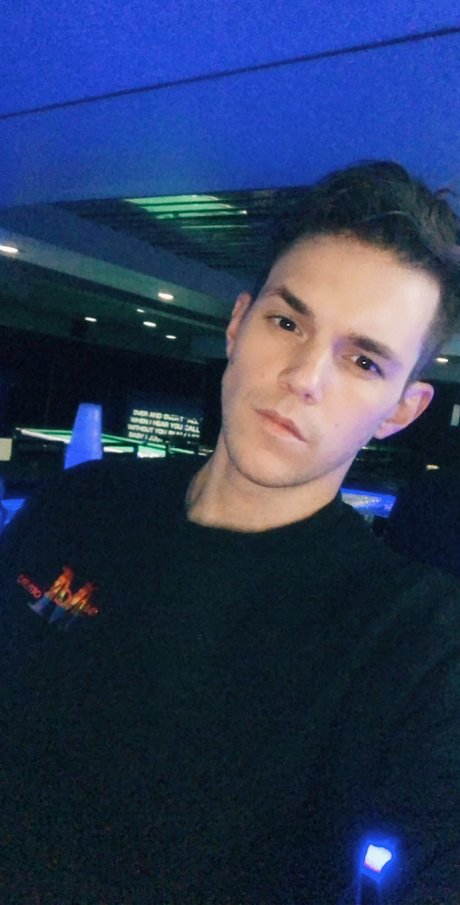 Andrew Kubik xxx étoile des photos