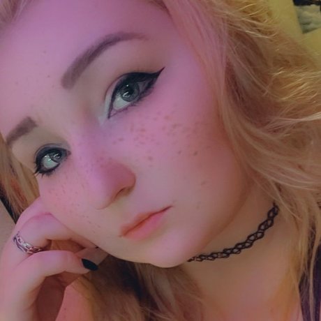 Melody Rain modèle de sexe des photos