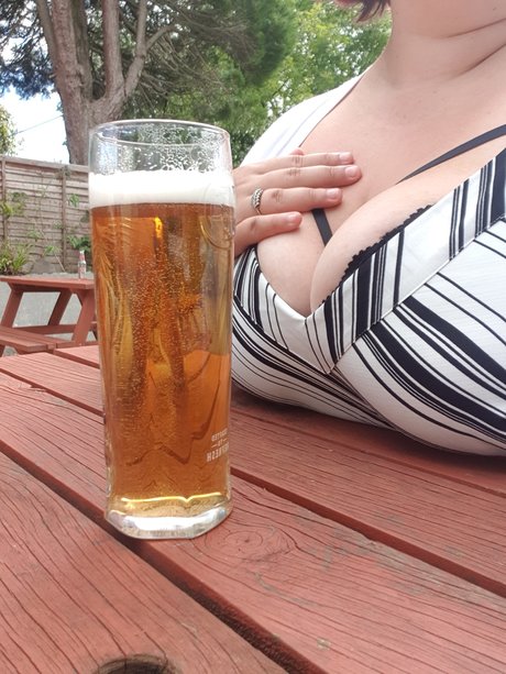 _volumptuousKim_ étoile nue archive