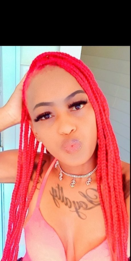 Courtn y actrice libre collection