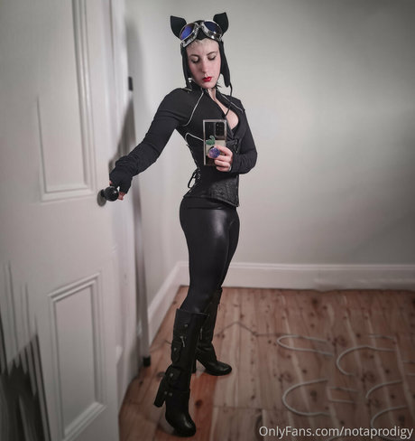 Notaprodigy étoile nue photos