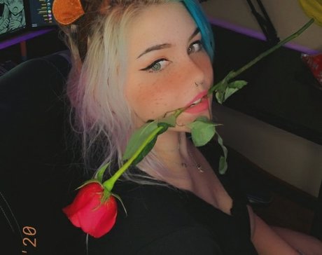 Paliza actrice érotique archive