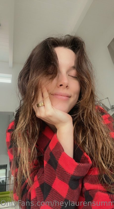 blonde transexuelle onlyfans beau haut photo