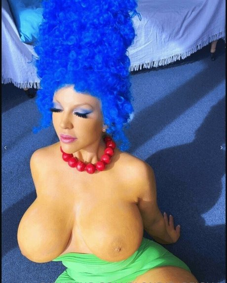 Blondie Fesser étoile érotique img