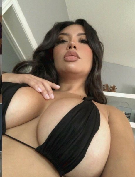 Priscilla Stephanie étoile gratuite archive