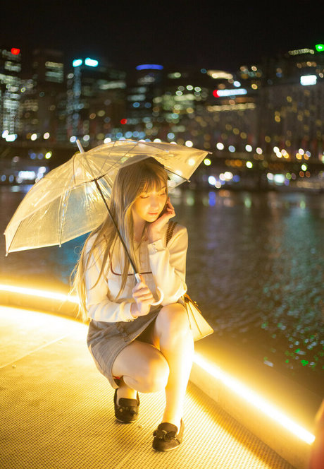 Meki actrice adulte photos