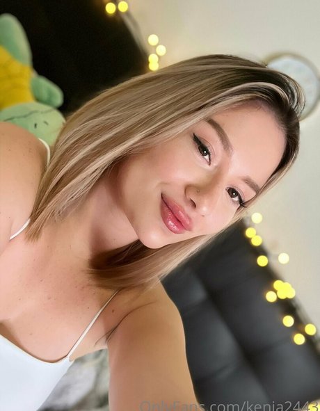 Kenia2443 actrice de nus galerie