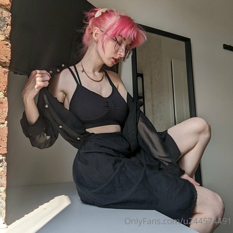 Alice Moon actrice de nus galeries