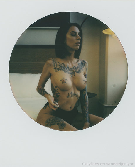 fans publics asiatiques uniquement nu pornographique photos